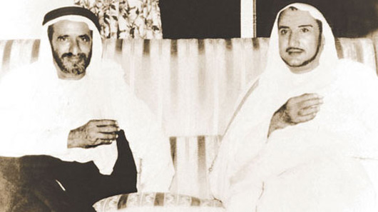 عبدالله الدرويش" مع صاحب السّمو الشيخ "راشد آل مكتوم"، حاكم دبي السّابق"